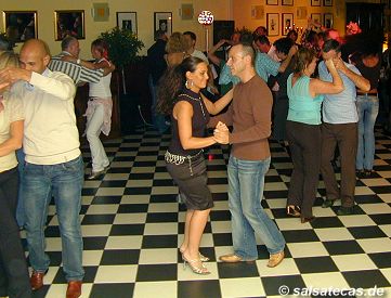Salsa im Cafe Uferlos in Eschweiler