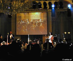 Wien: Salsaball - anklicken zum Vergr��ern - click to enlarge