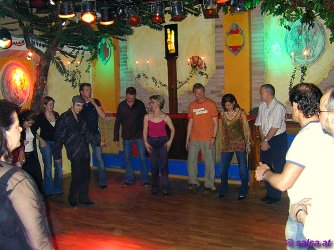 Kufstein: Salsa im Bolero - anklicken zum Vergr&ouml;�ern - click to enlarge