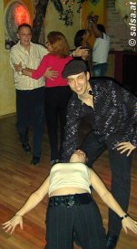 Kufstein: Salsa im Bolero - anklicken zum Vergr&ouml;�ern - click to enlarge