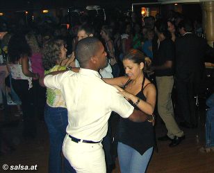 Salsa im El Dorado (anklicken zum Vergr��ern - click to enlarge)