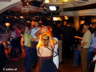 Salsa im El Dorado (anklicken zum Vergr��ern - click to enlarge)