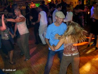 Kultur am Land: Salsa (anklicken zum Vergr�ssern - click to enlarge)