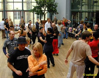 Salsa-Kongress 2006 in Innsbruck: Workshop mit Jazzy + Anita (anklicken zum Vergr�ssern - click to enlarge)