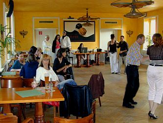 Salsa im Stadtparkrestaurant in D&uuml;ren