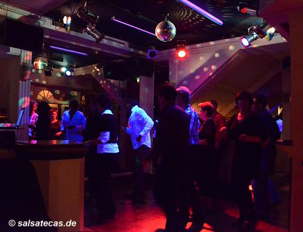 White Elephant, Gie�en