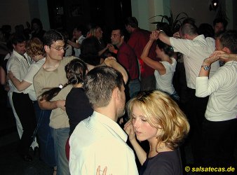 Salsa im Com-Center (anklicken zum Vergr��ern)