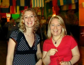 Salsa in Hamburg: La Macumba (Karen + D�rthe ;-)