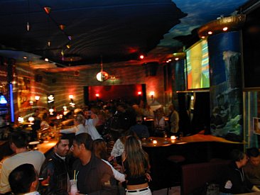 Bremen: Salsa in der Beluga-Bar, Auf den H�fen