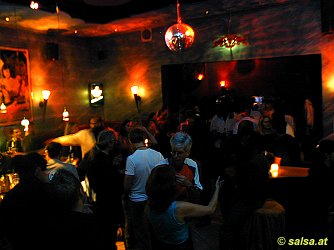 Bremen: Salsa in der Beluga-Bar, Auf den H�fen