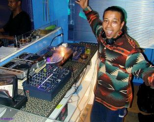 Bailopes, Karlsruhe (klicken zum Vergr&ouml;�ern - click to enlarge)