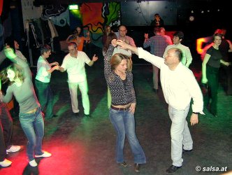 Salsa in Kaiserslautern: Kramladen der Salsa AG (click to enlarge - anklicken zum Vergr��ern)