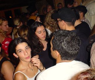 (zum Vergr�ssern anklicken, mit ALT+F4 schliessen - click to enlarge)