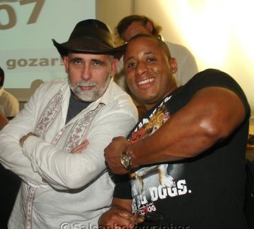 Salsa in M�nster: Uferlos