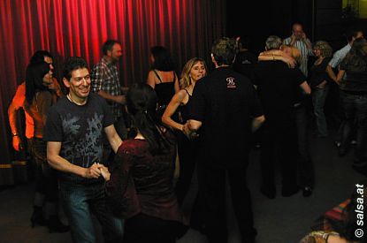 Salsa in der Theatersch&auml;nke in Rosenheim