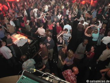 Salsa in Stuttgart (anklicken zum Vergr��ern - click to enlarge)